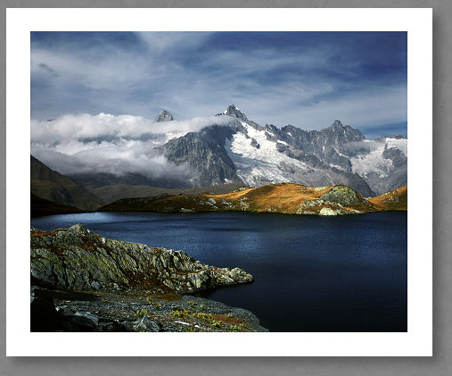 http://www.paulschilliger.com/Pages/pages-images/ImagesPF2/Lac-de-fenetre.jpg